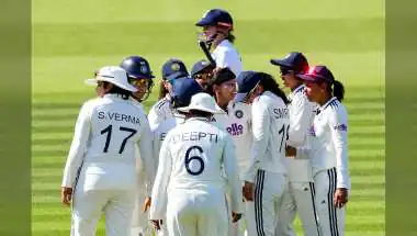 Sachin Tendulkar Motivates India Women at Lord's
