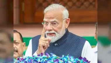 PM Modi Announces Fast-Track Courts for Paper Leaks