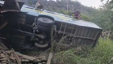 30 Amarnath Pilgrims Injured in Bus Accident in J&K