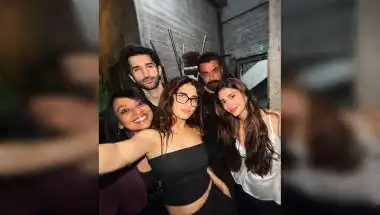 Fatima Sana Shaikh Shares Fun Moments with Teen Kauwe Co-Stars