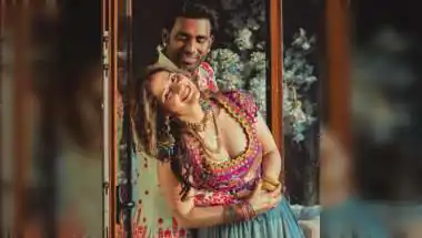Arti Singh Marks 3 Years Since Meeting Husband Dipak Chauhan