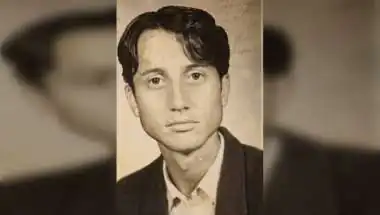 Anupam Kher Shares Rare Throwback from Age 18