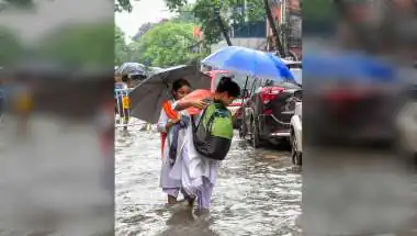 Met Office Predicts Heavy Rain in South Bengal Till Tuesday