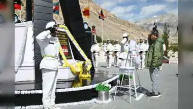 NITI Aayog VC Ashok Lahiri Visits Siachen, World's Highest Battlefield