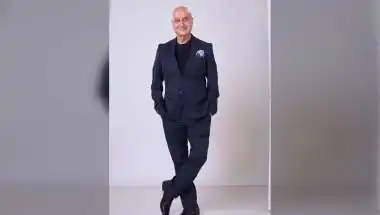 Anupam Kher Removes Moustache for New Film, Asks Fans