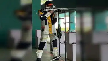 India Wins Silver, Bronze in Men's 10m Air Rifle