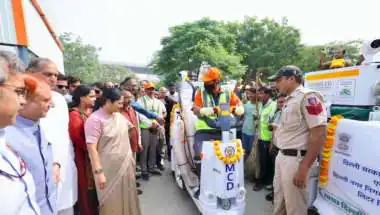 Delhi CM Rekha Gupta Flags Off 581 MCD Sanitation Vehicles
