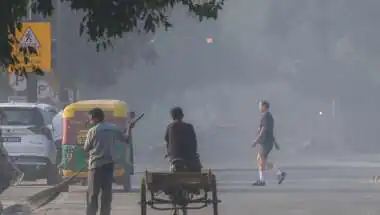 Delhi AQI Today: Air Stays Poor for 3rd Day, GRAP-1 On