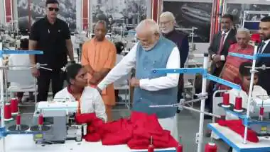 PM Modi Opens Garment Facility in Varanasi, Meets Workers