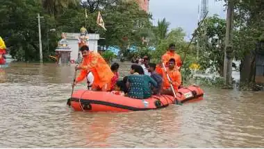 Andhra Pradesh Floods: Odisha’s Baghalati Dam Floodgates Opened, Bahuda River Surges in Srikakulam; NDRF, SDRF on Rescue Duty